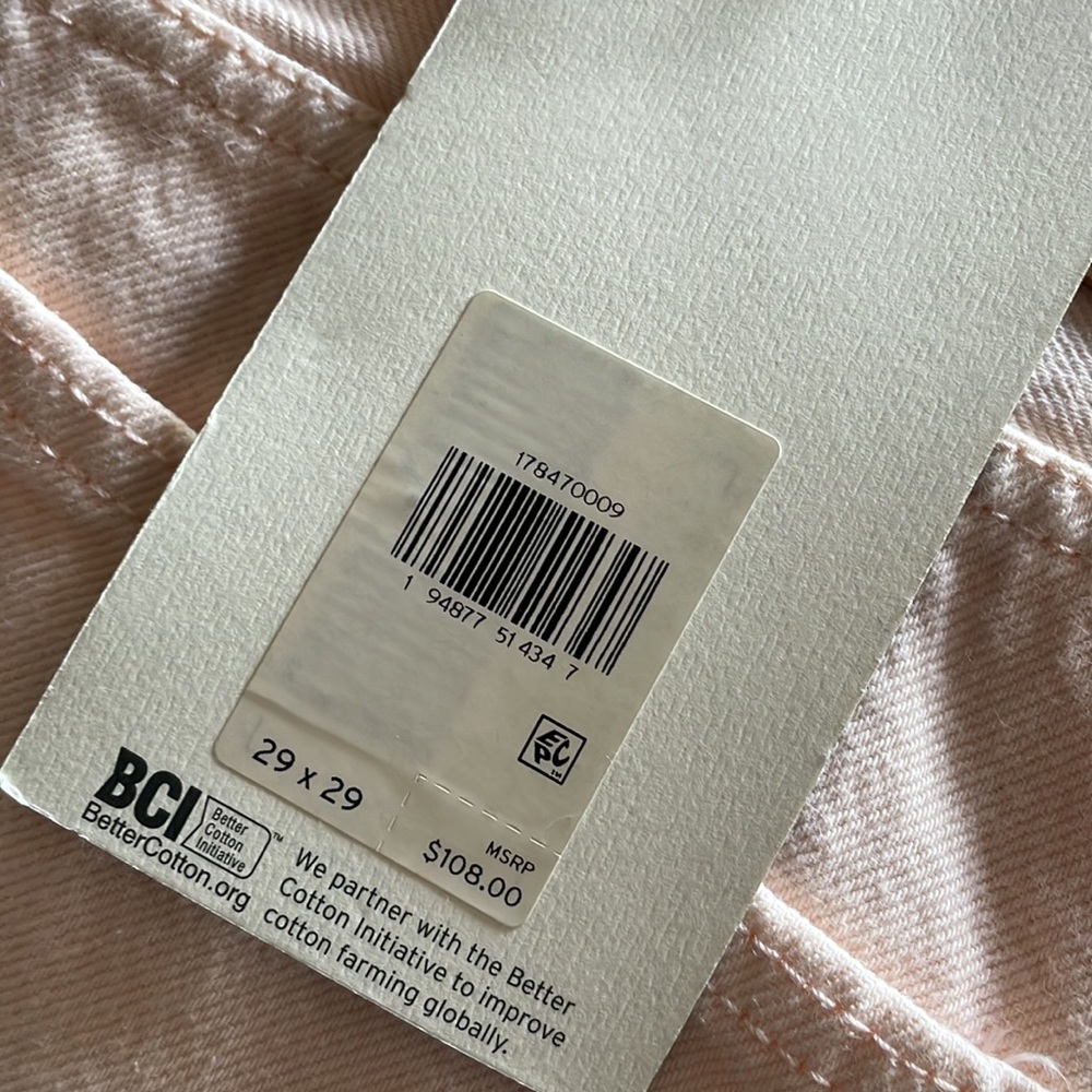 Levi's High Rise Loose Taper Jeans Light peach Denim Brand new - Picture 11 of 11